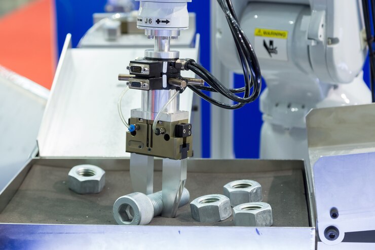 Ensuring Accuracy with Custom Mold Fabrication for Precision Parts